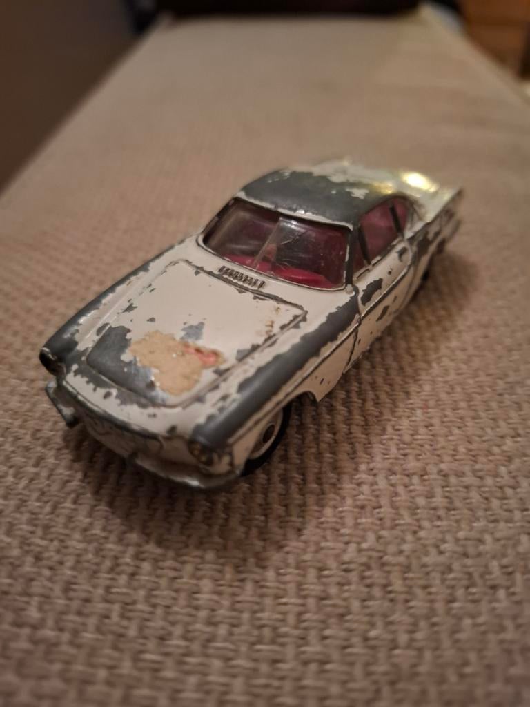 VOLVO 1600. CORGI TOYS, Antiek en Kunst, Antiek | Speelgoed, Ophalen of Verzenden