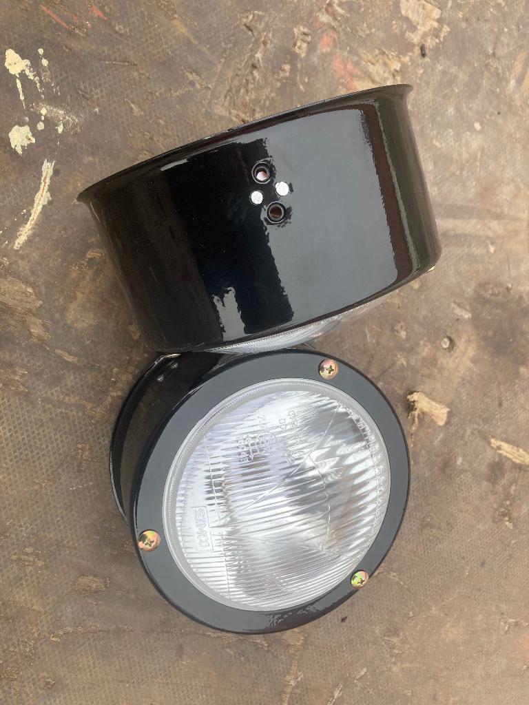 Deutz koplampen set 06 serie met bevestigingspennen, Ophalen, Nieuw