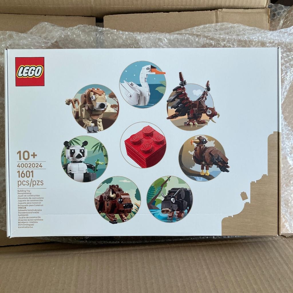 LEGO 4002024 LEGO Factories National Animals Employee Exclus, Ophalen of Verzenden, Nieuw, Complete set, Lego