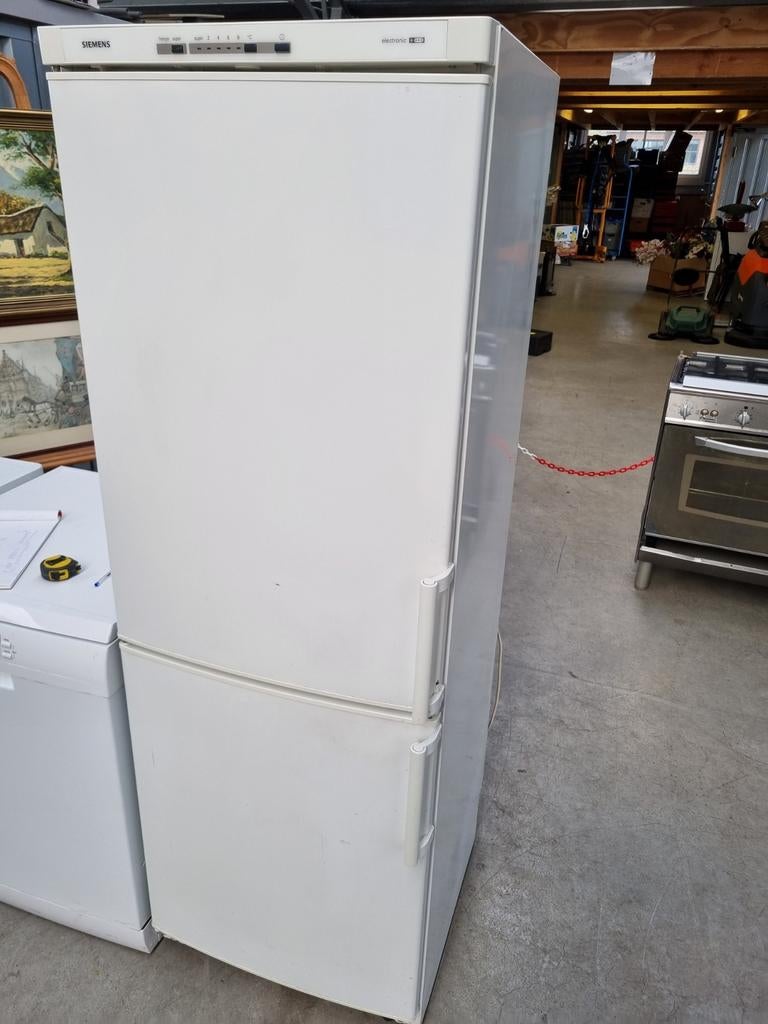 Siemens koelvries combinatie, 200 liter of meer, Ophalen, Met aparte vriezer, 160 cm of meer