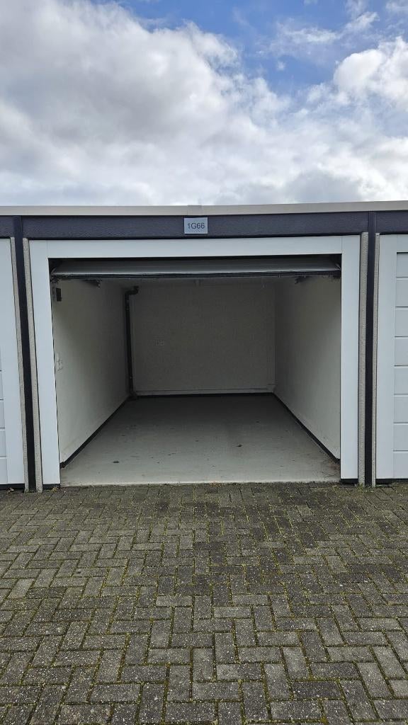 Garagebox te huur in Uden - Boxcomplex Oostwijk (beveiligd), Ophalen