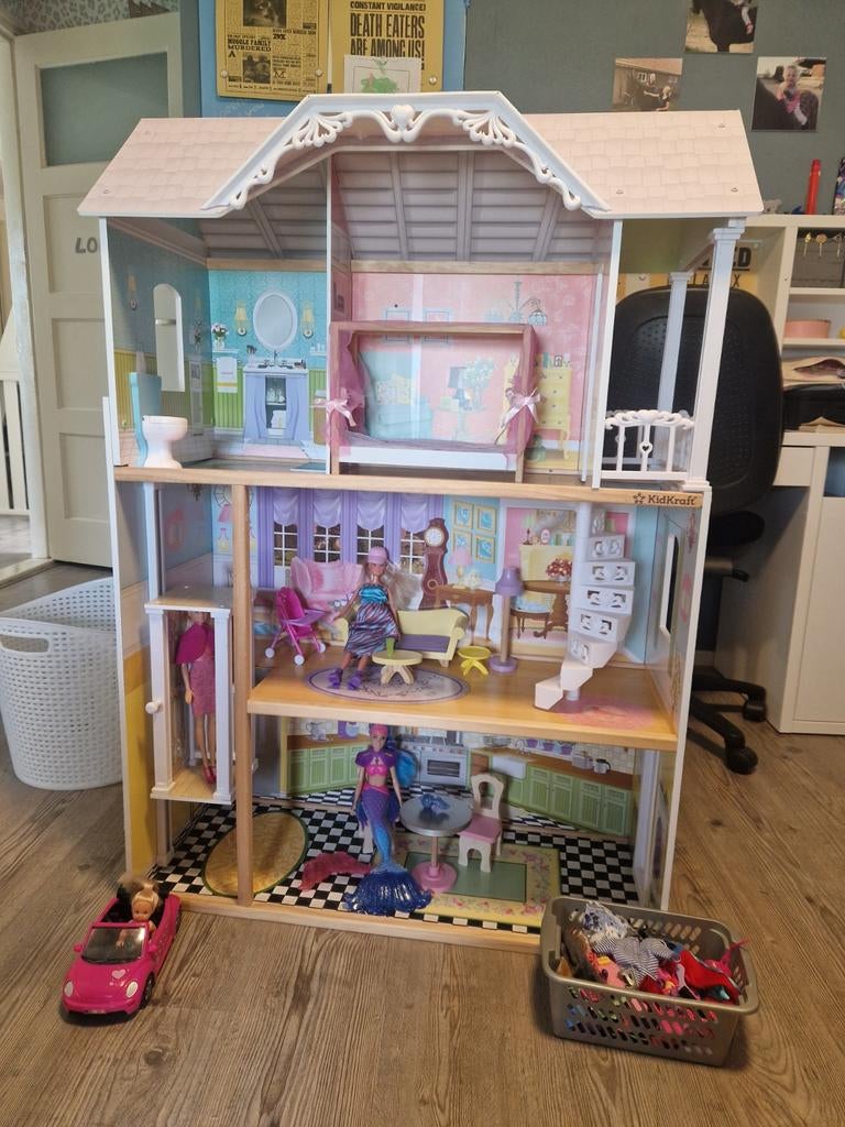 Groot KidKraft Kaylee poppenhuis met accessoires, Ophalen, Gebruikt, Meisje