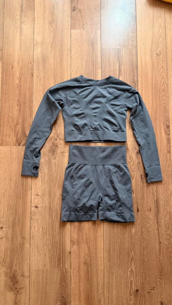 Longsleeve sport set maat S, Ophalen of Verzenden, Maat 36 (S), Grijs, Fitness of Aerobics