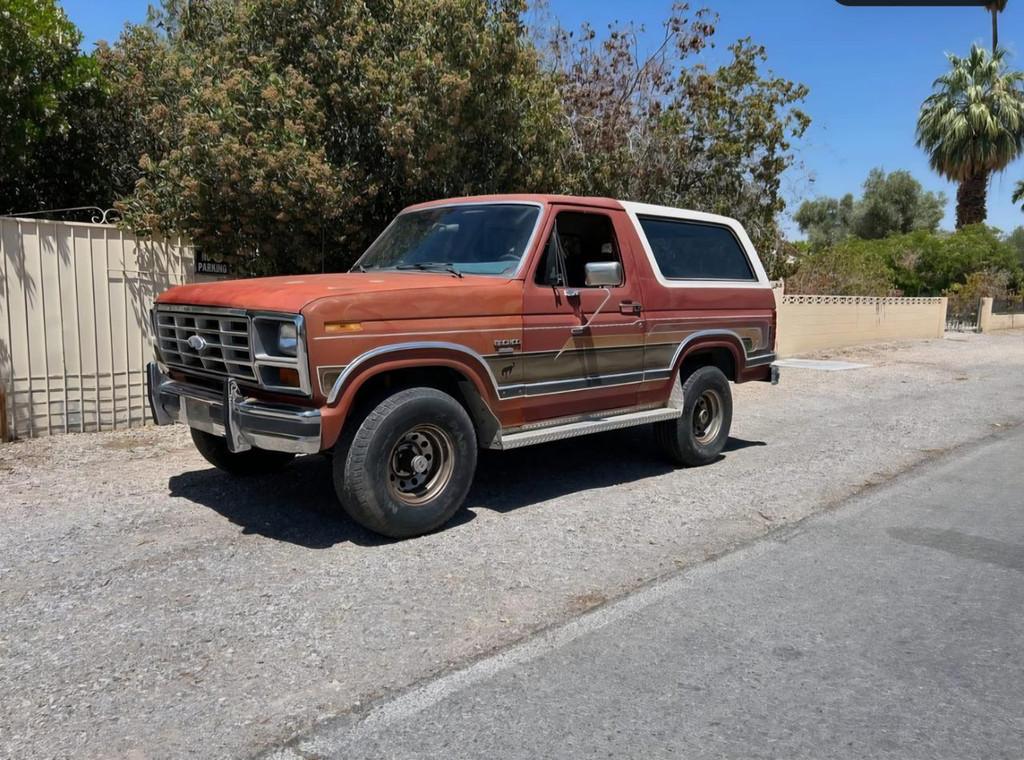 Ford Bronco XLT (bj 1986, automaat), Automaat, Origineel Nederlands, Bedrijf, Rood
