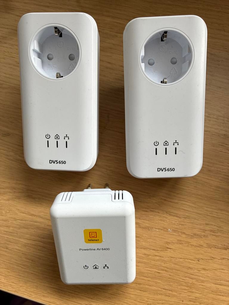 Powerline wifi versterker set DVS650, Ophalen, Gebruikt