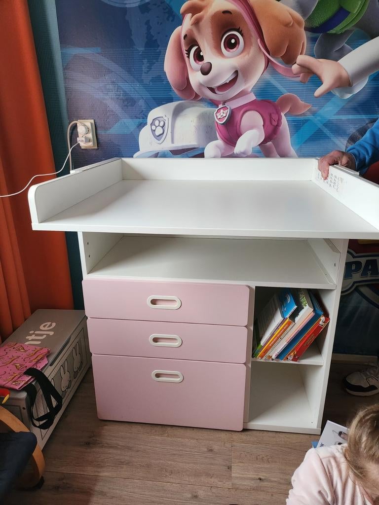 IKEA SMÅSTAD Commode met lades en opbergruimte, Kinderen en Baby's, Kinderkamer | Commodes en Kasten, Zo goed als nieuw, Commode