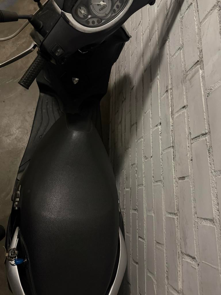 Piaggio Fly 4T Snorscooter, Fietsen en Brommers, Brommeronderdelen | Scooters, Gebruikt, Piaggio, Overige typen, Ophalen