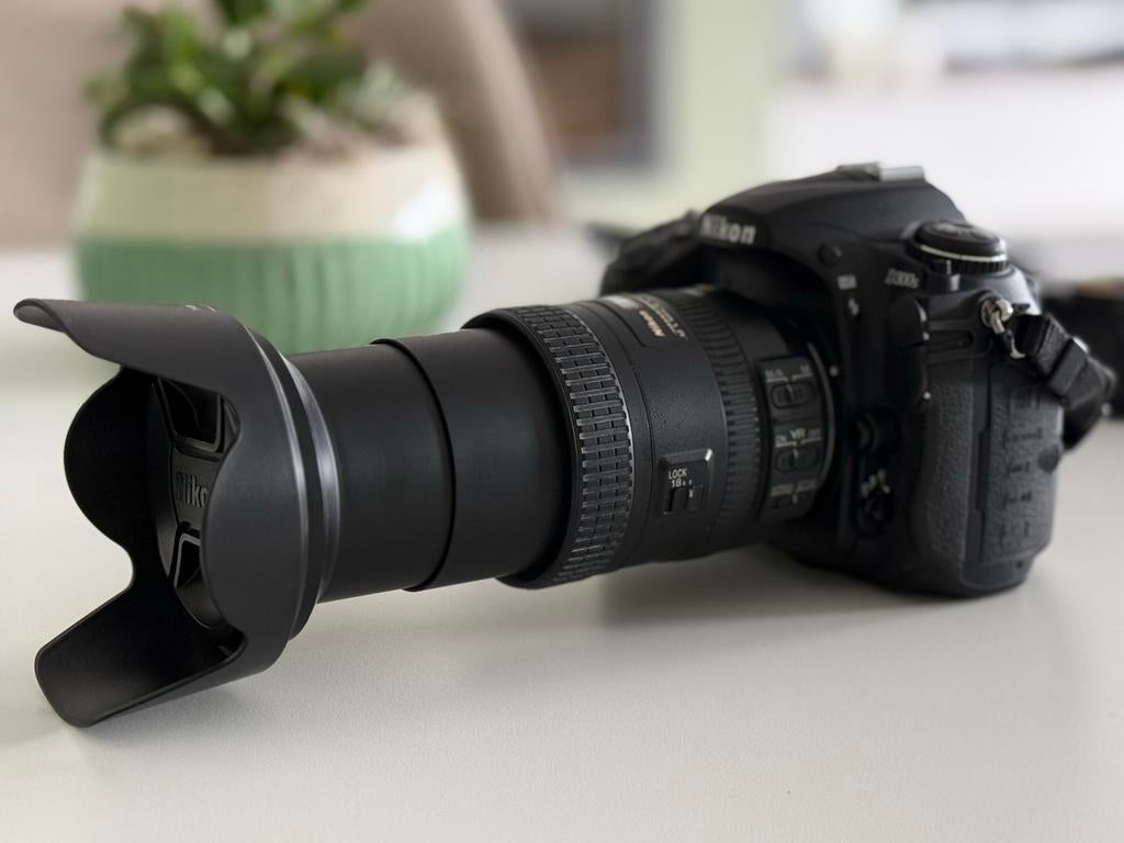 Nikon D300s met 18-200mm lens, batterijgrip en 5 accu's, Audio, Tv en Foto, Fotocamera's Digitaal, Gebruikt, Spiegelreflex, Nikon