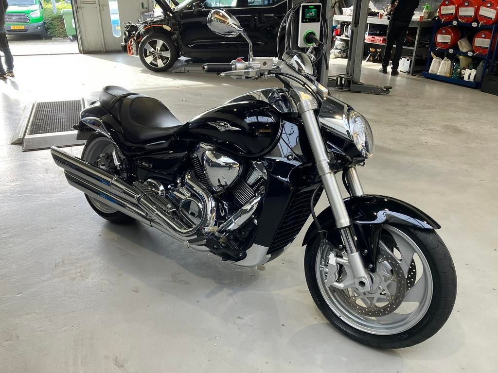 Suzuki Intruder M1800R – slechts 7500 km – schuurvondst
