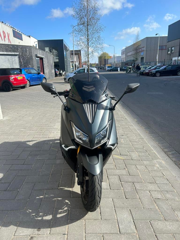 Yamaha TMAX 530 Iron Max 2015, Motoren, Particulier, Minimaal motorrijbewijs A2, 12 t/m 35 kW, 2 cilinders