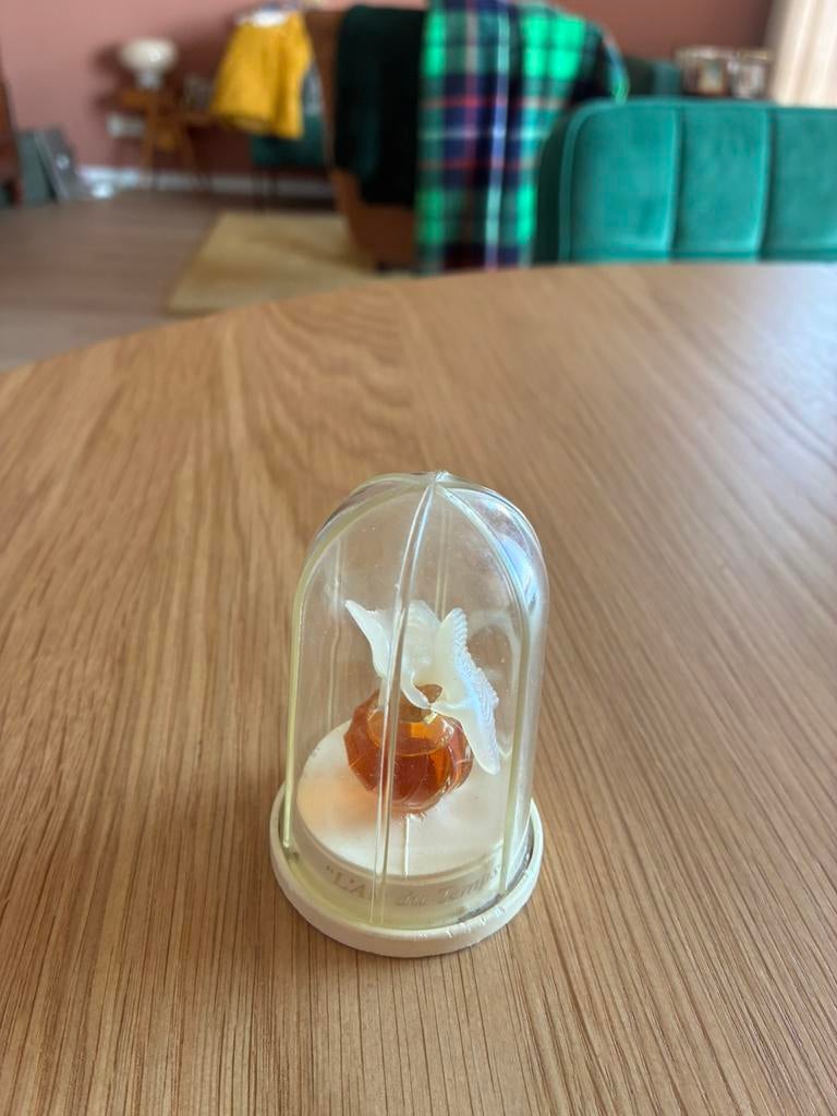 Miniaturen Nina Ricci parfum in stolpje, Ophalen of Verzenden, Zo goed als nieuw, Miniatuur