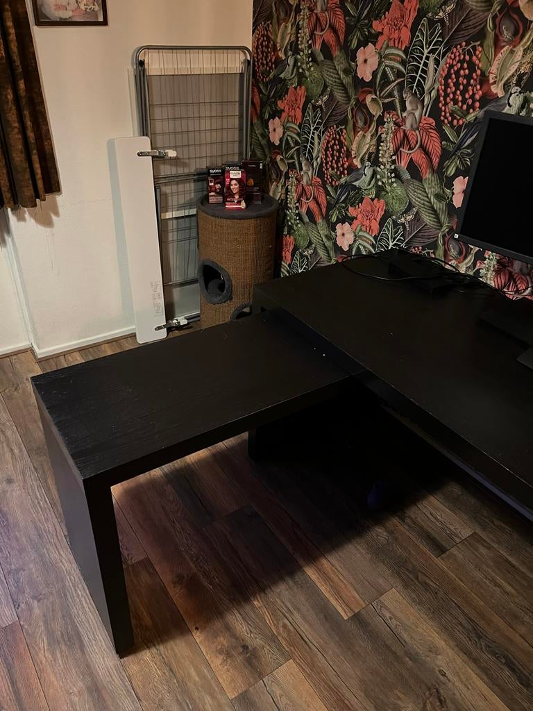 IKEA Kalm bureau met uitschuifbaar deel + bureaustoel, Ophalen, Zwart, Gebruikt, Scandinavisch