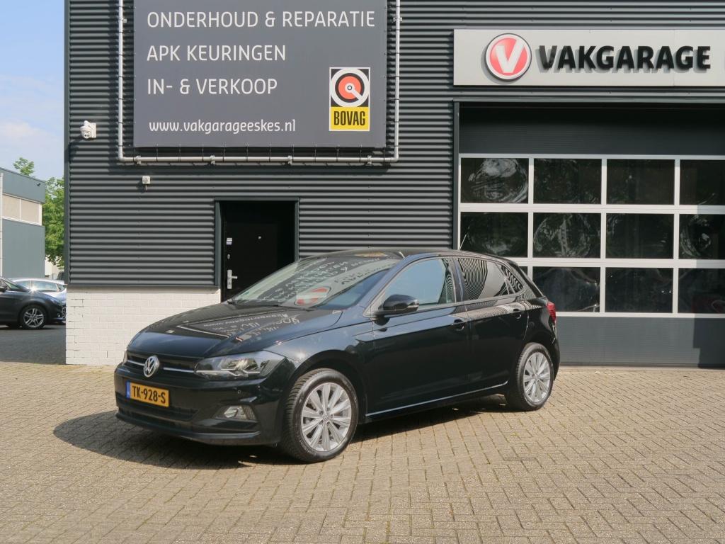 Volkswagen Polo 1.0 TSI Comf.l. Bus.Navi. en Carplay NL auto, Auto's, Stof, Euro 6, Zwart, Origineel Nederlands