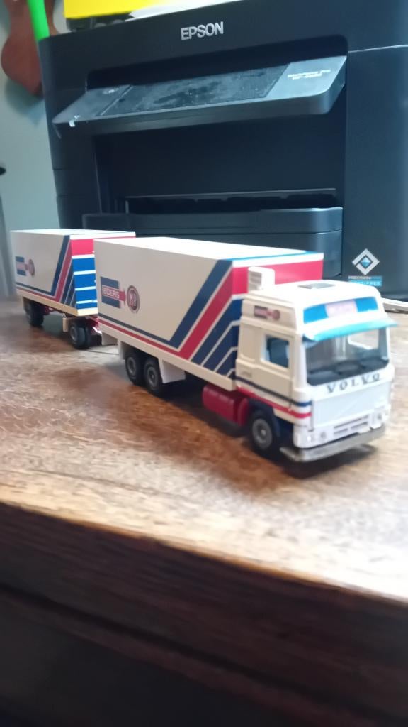 aangeboden   tekno  volvo combi / conrad m.a.n  portaalauto, Ophalen of Verzenden, Zo goed als nieuw, Bus of Vrachtwagen, Tekno