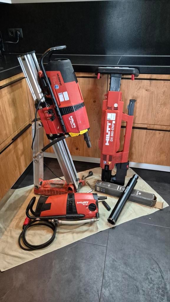 Hilti gereedschap kernboor diamantboor kernboormachine, Ophalen