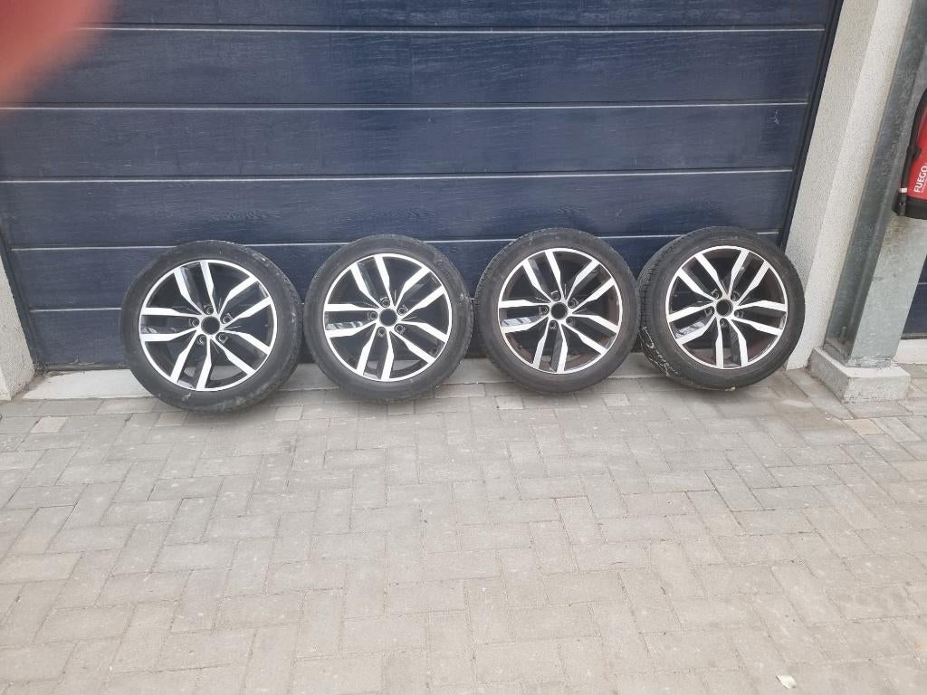 Golf 7 Madrid velgen 17" + Continental zomerbanden, Auto-onderdelen, Banden en Velgen, Ophalen, Gebruikt, Velg(en), 17 inch