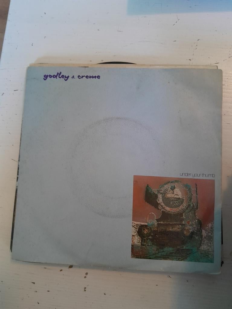 Godley & creme 7inch under your thumb, Ophalen of Verzenden, Zo goed als nieuw, Pop