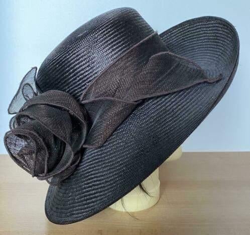 Hoed van Complit Italy maat 57, Kleding | Dames, Hoeden en Petten, Ophalen of Verzenden, Zo goed als nieuw, 56 of 57 cm (M, 7 of 7⅛ inch)