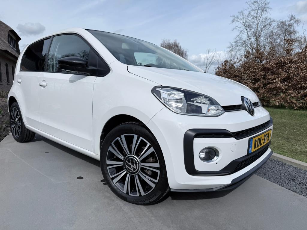 Volkswagen UP! HIGH TSI 90PK Cruise Airco PDC Stoelv 16 inch, Auto's, Voorwielaandrijving, Wit, Bedrijf, Handgeschakeld