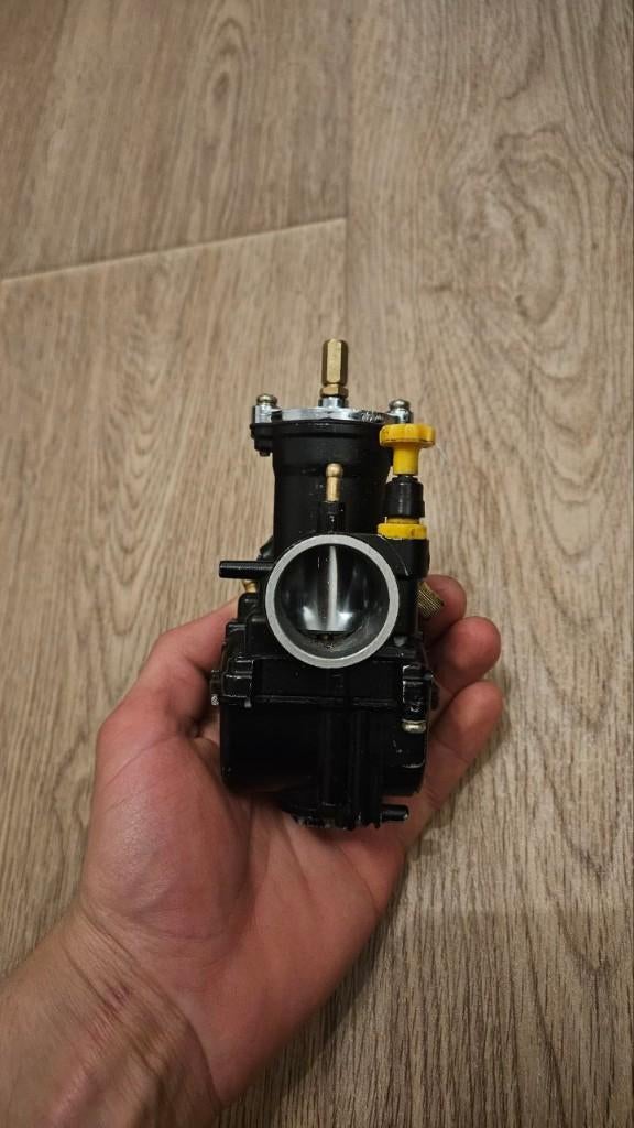 Voca Racing Carburateur 28mm Model PWK, Ophalen of Verzenden, Zo goed als nieuw, Carburateur