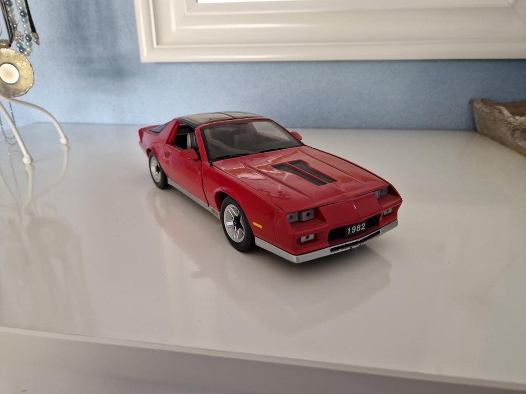 Chevrolet Camaro IROC-Z modelauto 1982, Ophalen of Verzenden, Zo goed als nieuw, Auto