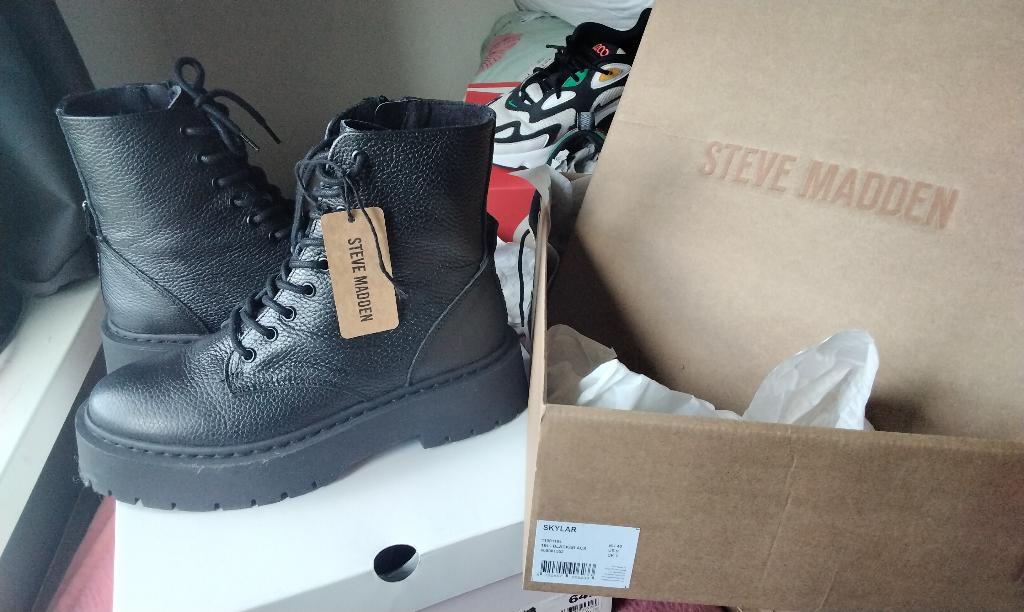 NIEUW Steve Madden Skylar Veterboots Stoere Zwart Leer mt 40, Ophalen, Zwart, Lage of Enkellaarzen, Steve Madden