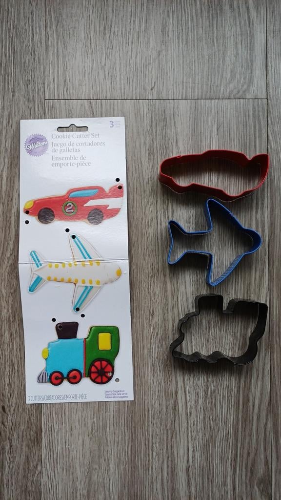 Set van 3 uitstekers - Voertuigen, Ophalen of Verzenden, Zo goed als nieuw, Taarten of Cupcakes, Versiering