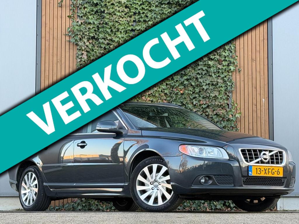 Volvo V70 1.6 T4 Limited Edition 180PK|Trekhaak|automaat, Gebruikt, 4 cilinders, 1600 kg, 84 €/maand