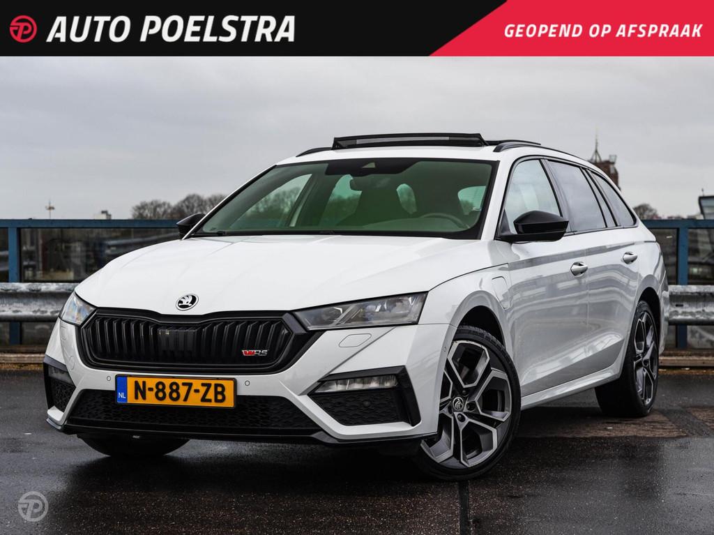 Skoda Octavia Combi 1.4 TSI RS iV PHEV Business 245 PK Panor, Stof, Gebruikt, 4 cilinders, Wit