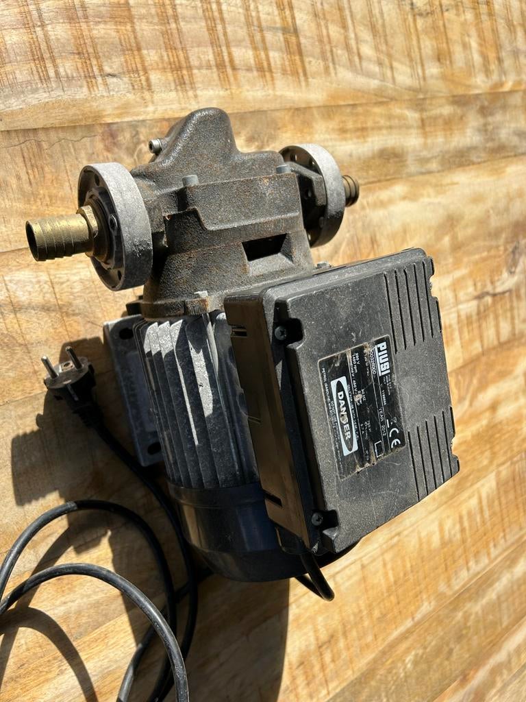 Piusi E120 elektrische dieselpomp uit 2012, Doe-het-zelf en Verbouw, Motoren, Ophalen of Verzenden, Gebruikt, Dieselmotor, 1400 tot 1800 rpm