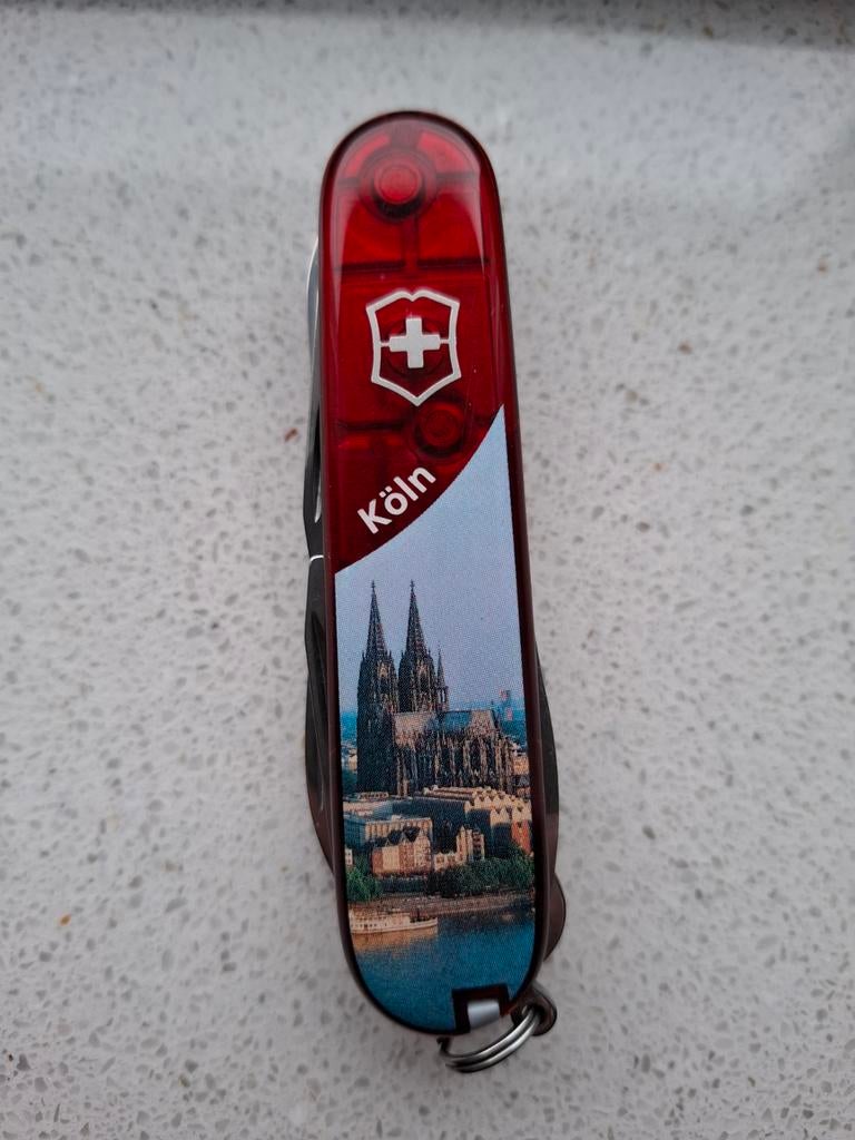 Victorinox Spartan mes zakmes Koln, Caravans en Kamperen, Kampeergereedschap, Ophalen of Verzenden, Nieuw