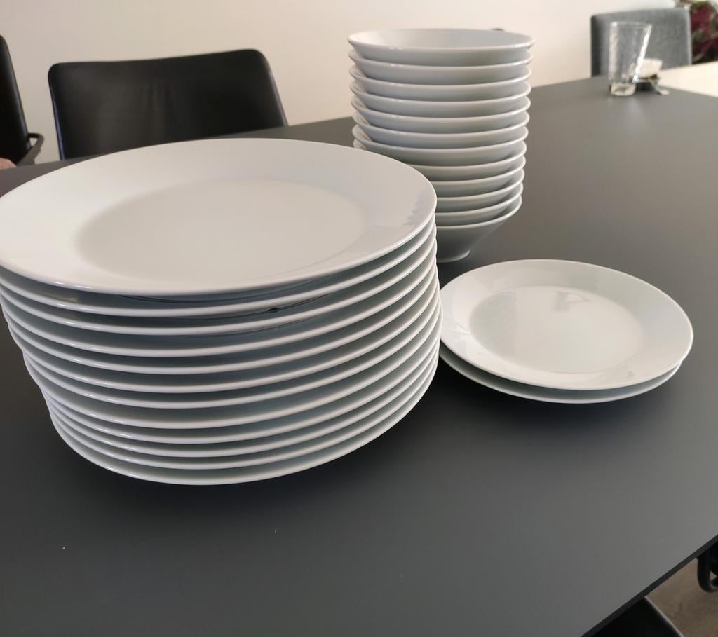 Ikea 365+ Servies: Borden en Kommen Set, Gebruikt, Ophalen of Verzenden, Effen, Porselein