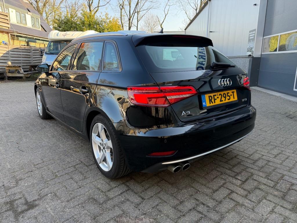 Audi A3 1.5 TFSI COD SP L.E., Gebruikt, Euro 6, 150 pk, Zwart