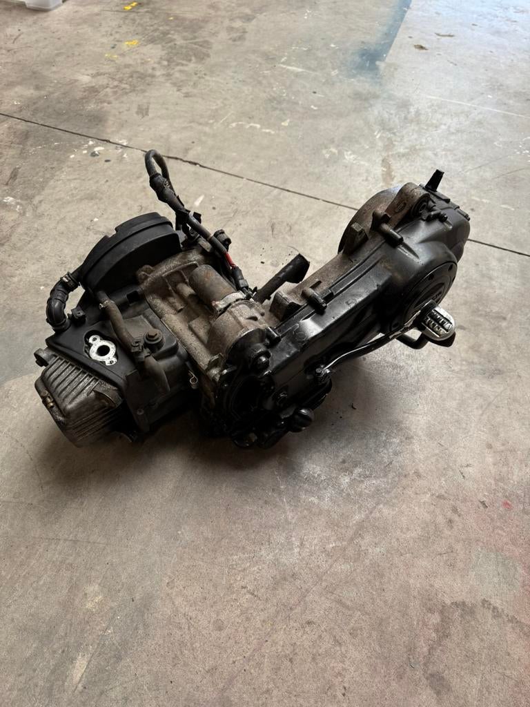 Vespa sprint motorblok 4t 2v, Ophalen, ., ., .