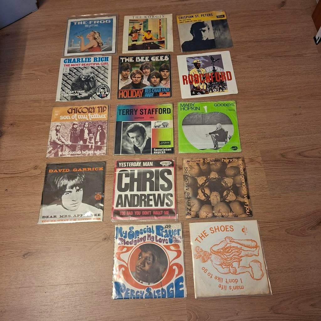 14 vinyl singels 60/ 70 jaren+13 cd's., Ophalen of Verzenden, Gebruikt, Overige formaten
