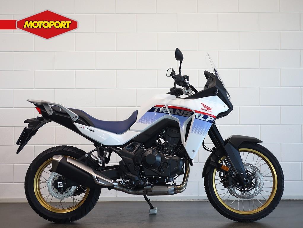 Honda XL 750 Transalp (bj 2025), 750 cc, Doornveld 180
B 1731  ZELLIK, BE, Bedrijf, Mc.benelux@honda-eu.com