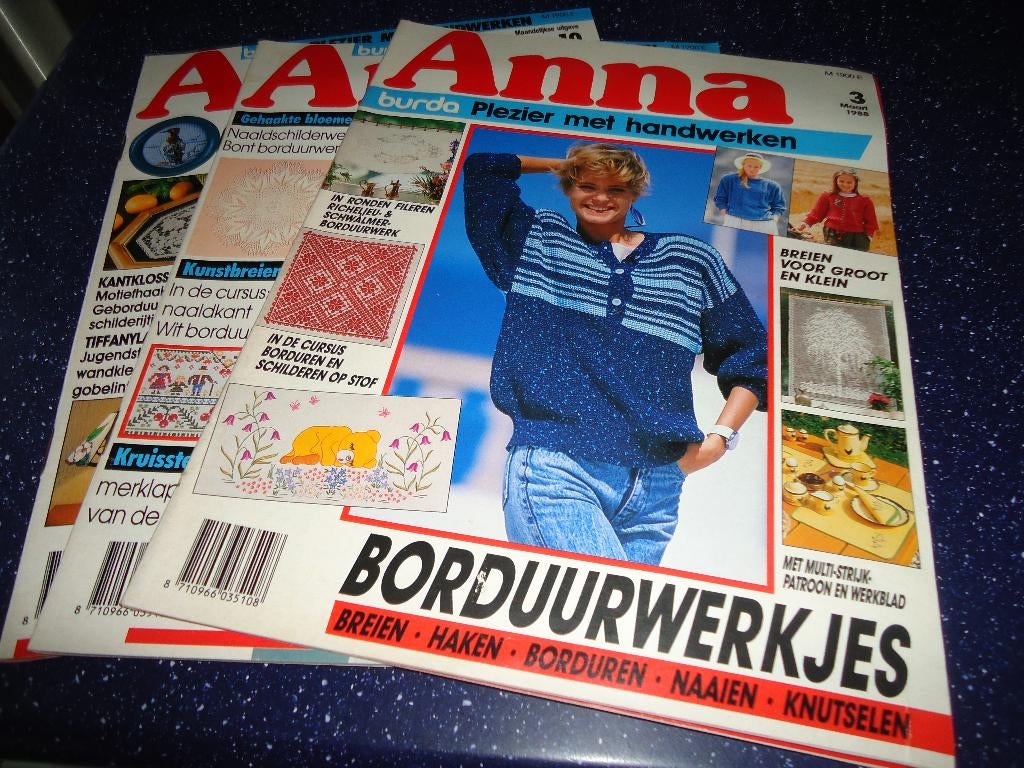 handwerkbladen ,,anna,, van burda 32 stuks, Ophalen of Verzenden, Zo goed als nieuw, Damesbladen