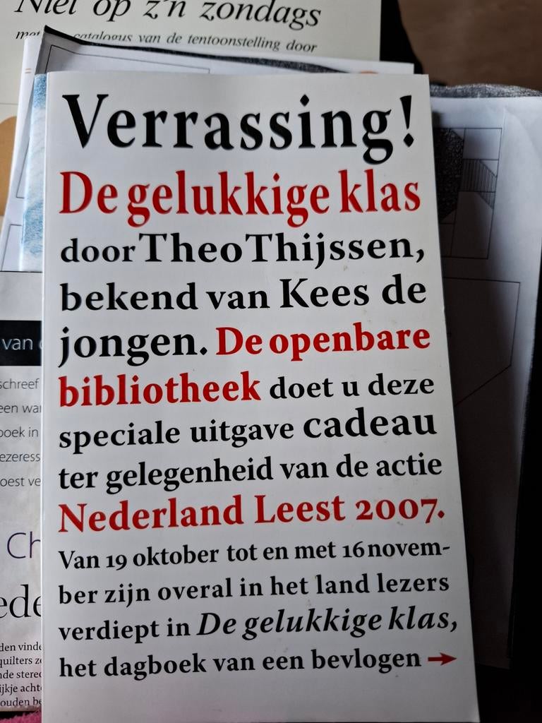 Verrassing! De gelukkige klas  Theo Thijssen, Ophalen of Verzenden, Zo goed als nieuw, Architecten