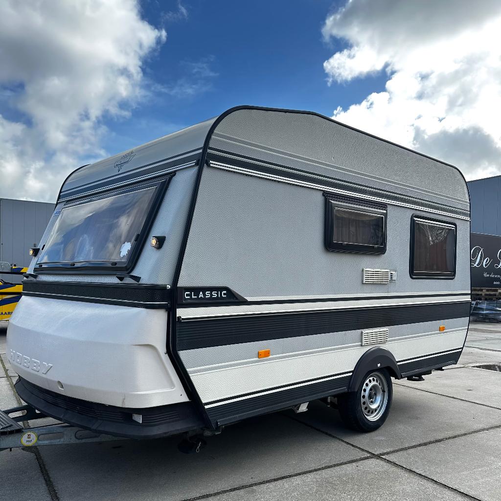 Hobby Classic 360/voortent/fietsendrager/zeer nette staat, Caravans en Kamperen, Caravans, 75 kg, Hobby, Treinzit, Particulier