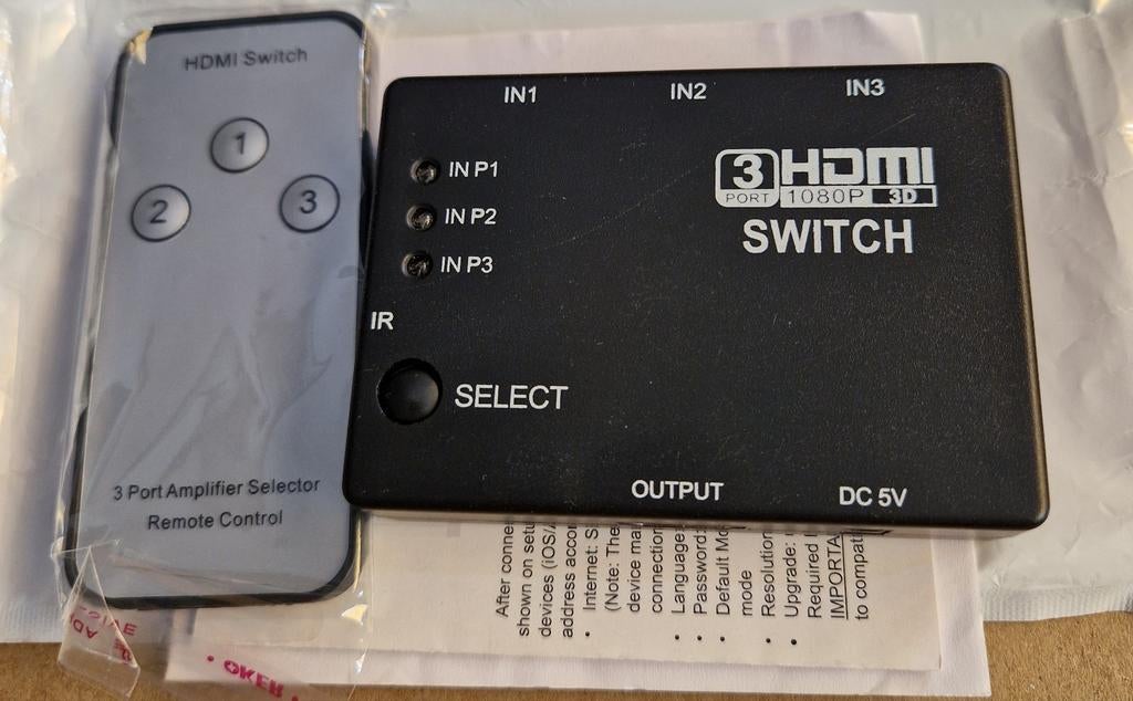 HDMI schakelaar 3 in 1/ met afstandsbediening., Ophalen of Verzenden