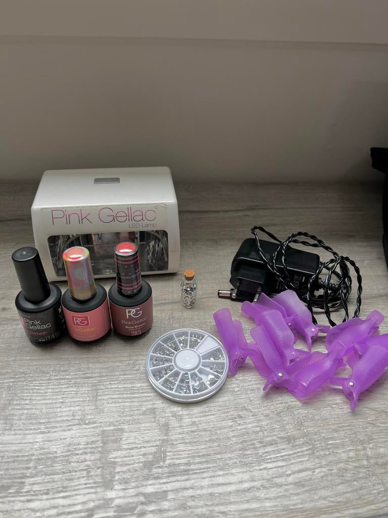 Pink Gellac set met LED lamp en accessoires, Ophalen of Verzenden, Zo goed als nieuw, Toebehoren, Handen en Nagels