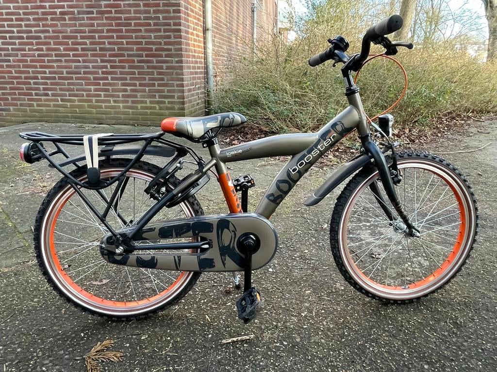 Booster Loekie 20 inch, Ophalen, Zo goed als nieuw, 20 inch of meer
