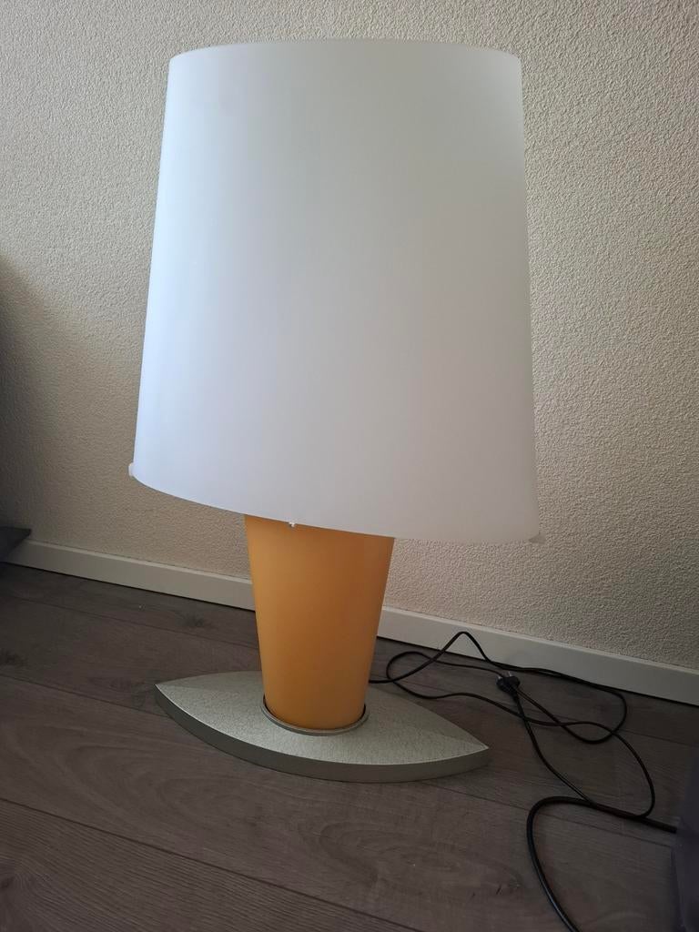 Fontana Arte tafellamp model 3064, Daniela Puppa, Ophalen of Verzenden, Zo goed als nieuw, Minder dan 50 cm