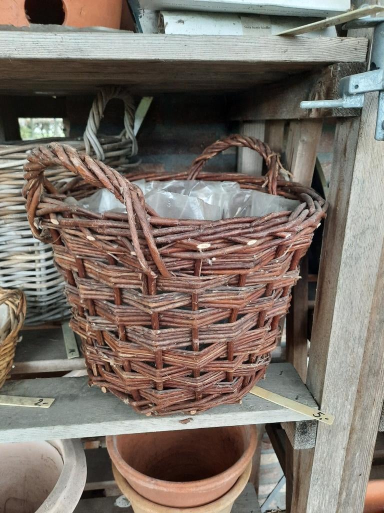 mand, Ophalen, Zo goed als nieuw, Rond, Riet