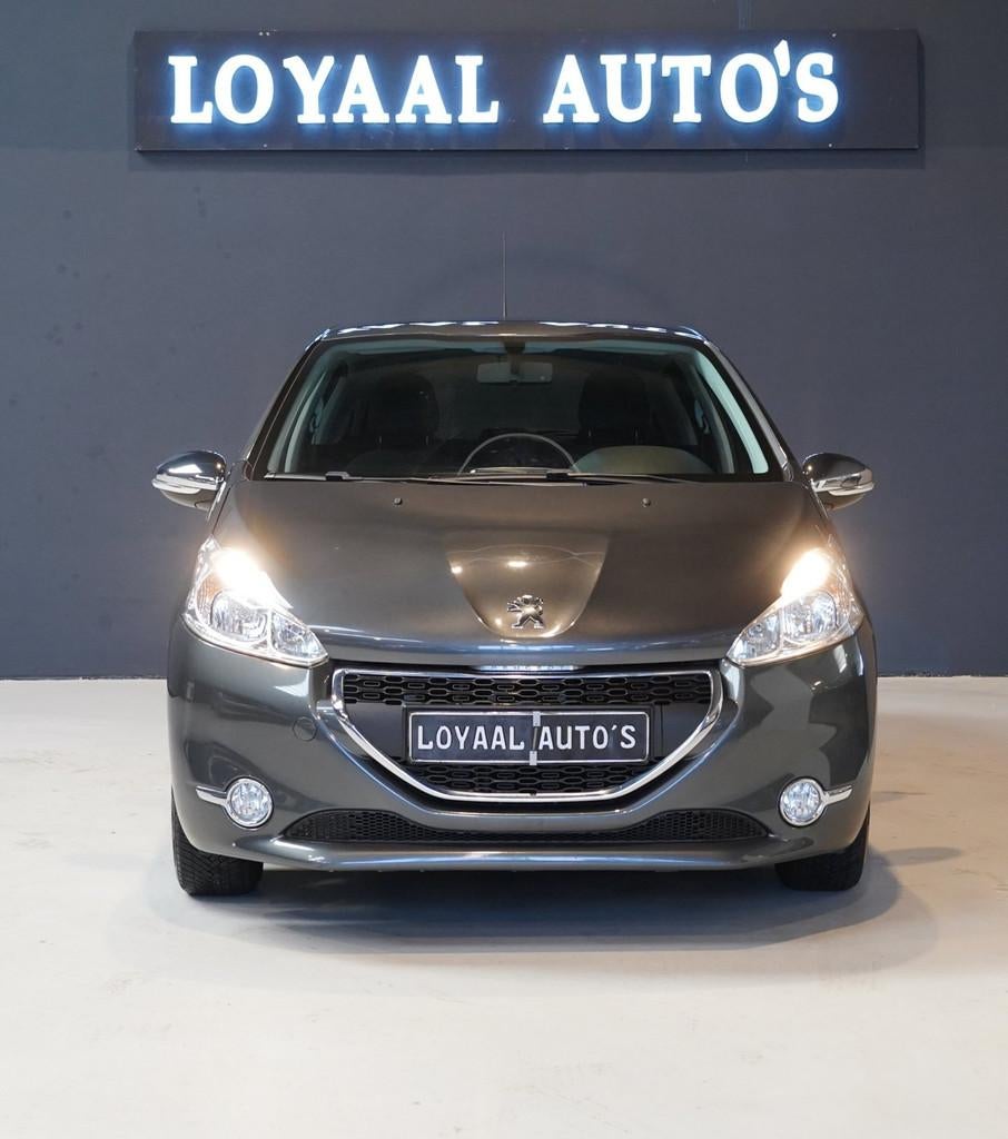 Peugeot 208 1.2 VTi Style | NAVI | AIRCO | CRUISE | ELEK.RAM, Voorwielaandrijving, Euro 5, Stof, Gebruikt