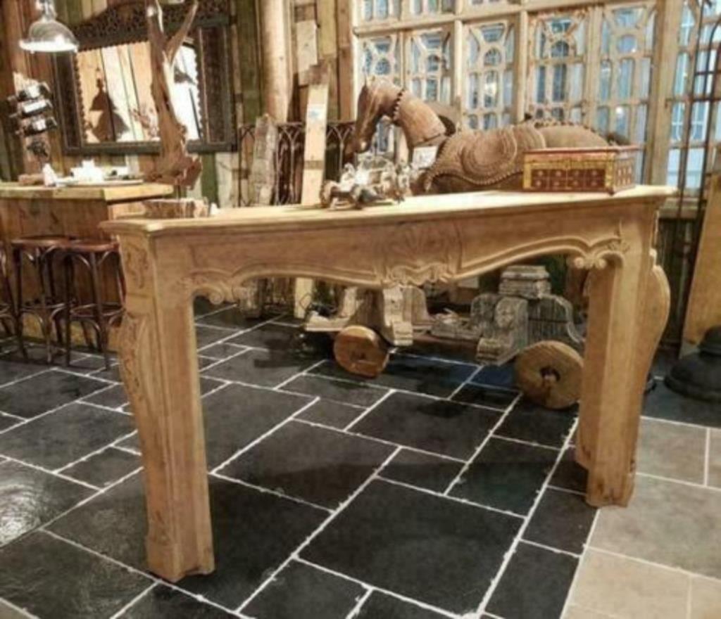 MASSIEF EIKEN SCHOUWEN MET HOUTSNIJWERK, Ophalen of Verzenden