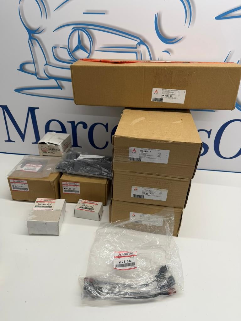 Partij NOS Mitsubishi Fuso Auto Onderdelen Nieuw Origineel, Ophalen, Nieuw, Mitsubishi