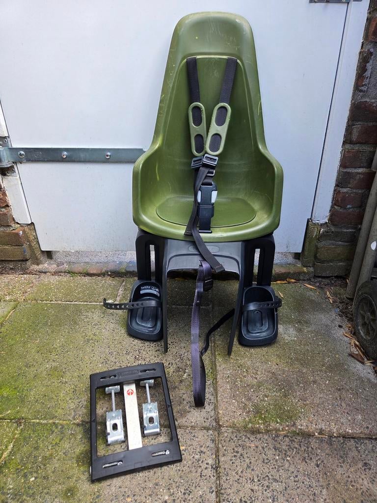 Olive Green Bobike One Maxi achterzitje met bevestiging mate, Ophalen, Achterzitje, 9 t/m 18 kg, Bobike One