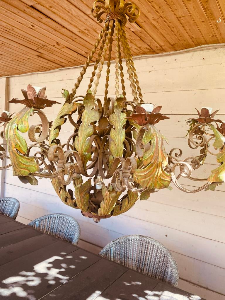 Grote kroonluchter met bladeren, Ophalen, Gebruikt, Metaal