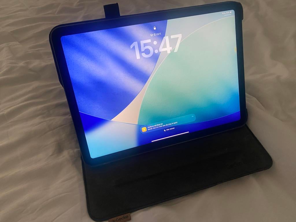 ipad air m1 5e generatie, Computers en Software, Apple iPads, 11 inch, Ophalen of Verzenden, Zo goed als nieuw, 64 GB